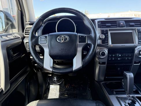 Used 2010 Toyota 4Runner Limited AWD/4WD image 17