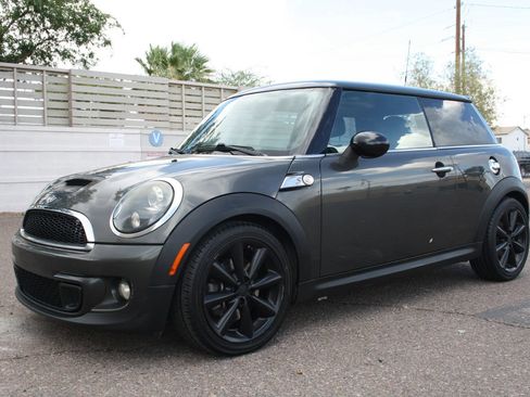 Used 2011 MINI Cooper S FWD image 20