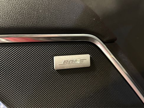 Used 2023 GMC Sierra 1500 SLT w/ SLT Premium Package image 18