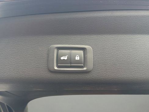 Used 2022 Mitsubishi Outlander SEL image 22