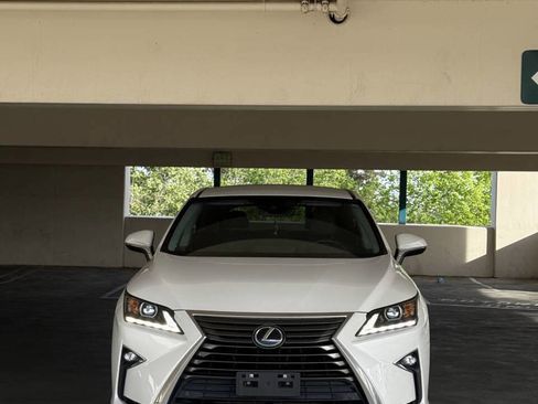 Used 2017 Lexus RX 350 FWD image 2