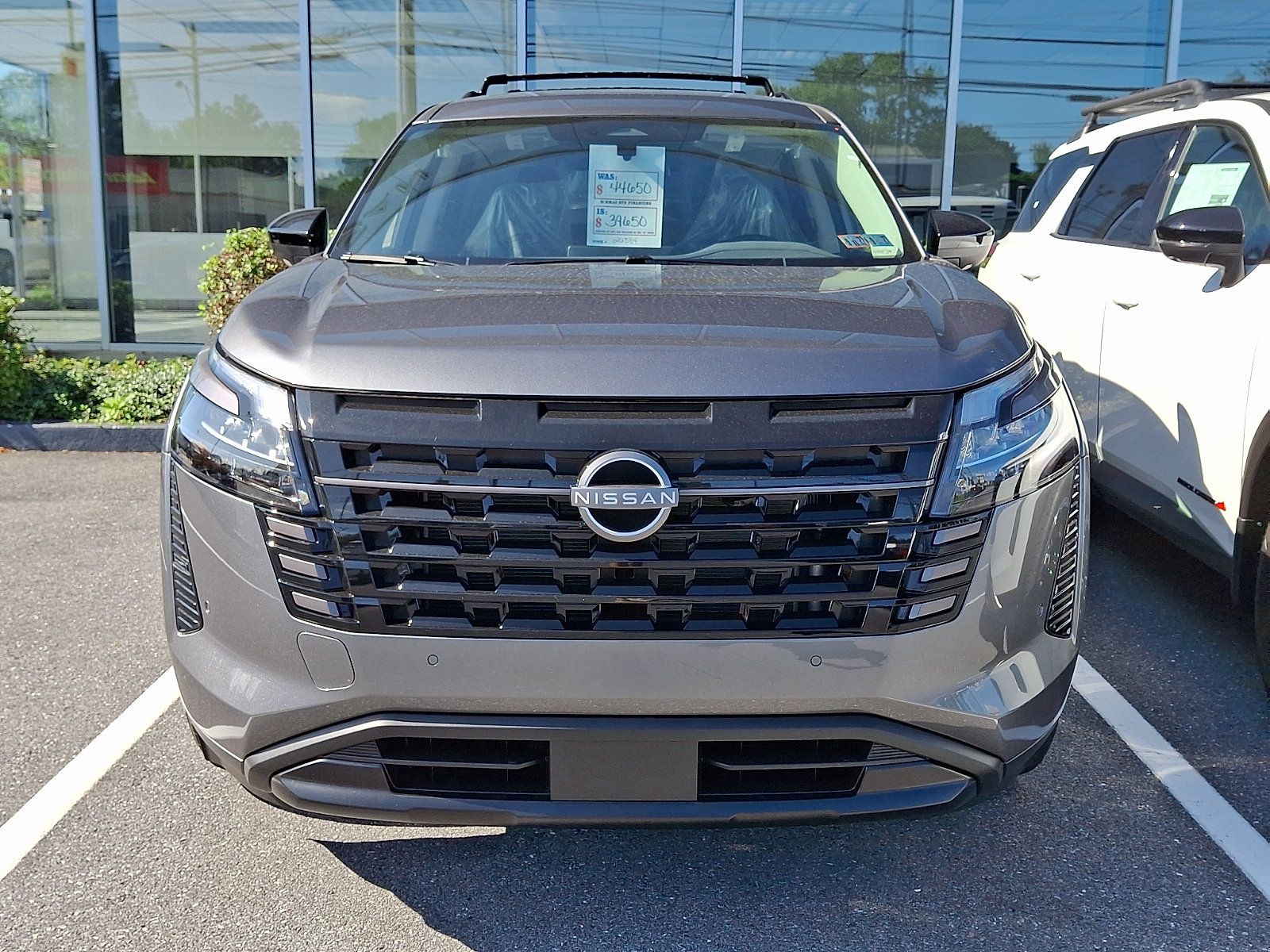 New 2026 Nissan Pathfinder SV AWD/4WD image 2