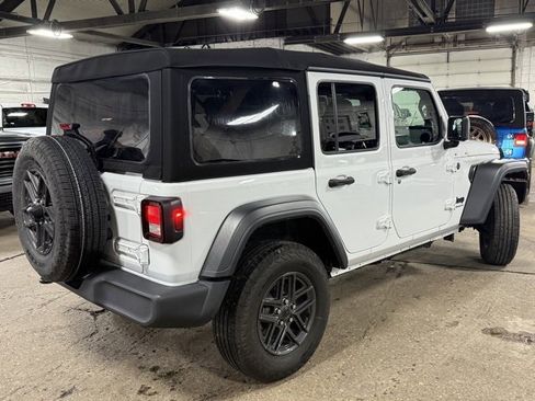 Used 2024 Jeep Wrangler Sport S image 2
