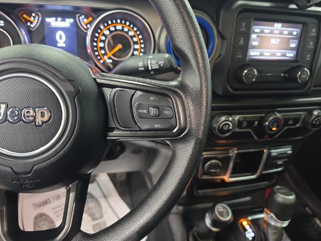 Used 2021 Jeep Gladiator Sport AWD/4WD image 17