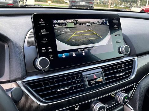 Used 2022 Honda Accord Sport image 25
