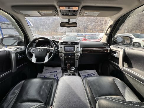Used 2017 Toyota 4Runner Limited image 10