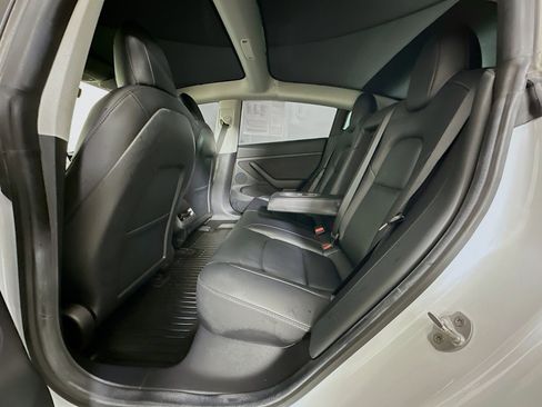 Used 2021 Tesla Model 3 Performance image 26