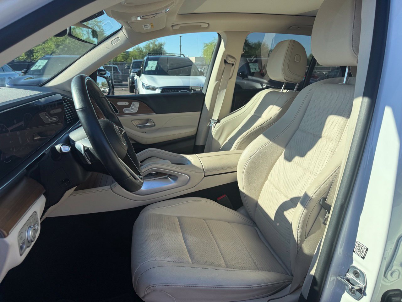 Used 2024 Mercedes-Benz GLE 350 4MATIC image 12