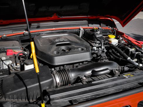 Used 2019 Jeep Wrangler Unlimited Rubicon image 34