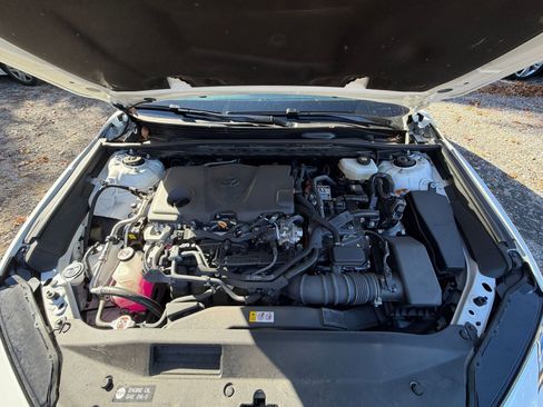 Used 2025 Toyota Camry LE image 31