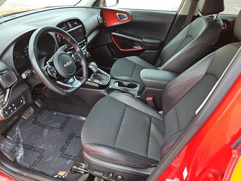 Used 2022 Kia Soul Turbo image 19