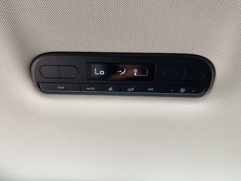 Certified 2026 Hyundai Palisade SEL AWD/4WD image 33