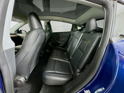 Used 2023 Tesla Model Y Long Range image 25