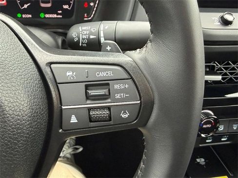 Used 2025 Honda Accord Sport image 18