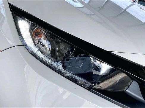 Used 2019 Honda Civic Sport image 28