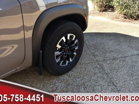 Used 2024 Nissan Frontier PRO-4X w/ Technology Package image 12