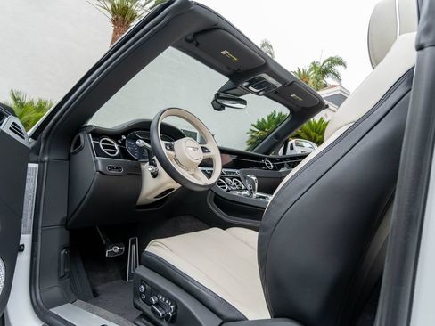 Used 2024 Bentley Continental GT Speed AWD/4WD image 2