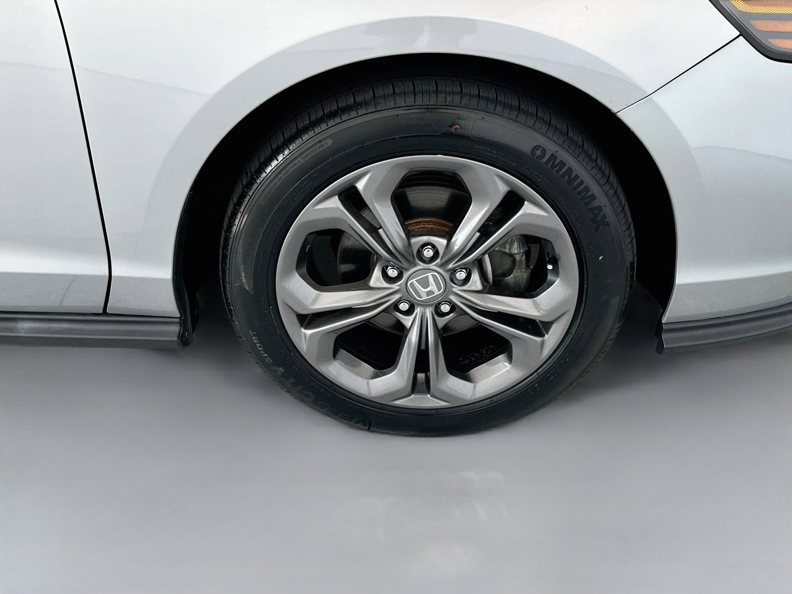 Used 2023 Honda Accord EX image 33