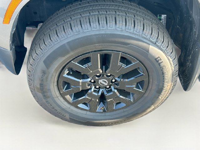 Used 2022 Nissan Frontier SV AWD/4WD image 38
