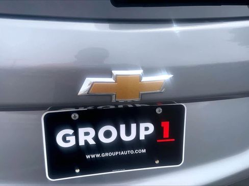 Used 2023 Chevrolet Equinox LS w/ LS Convenience Package image 32