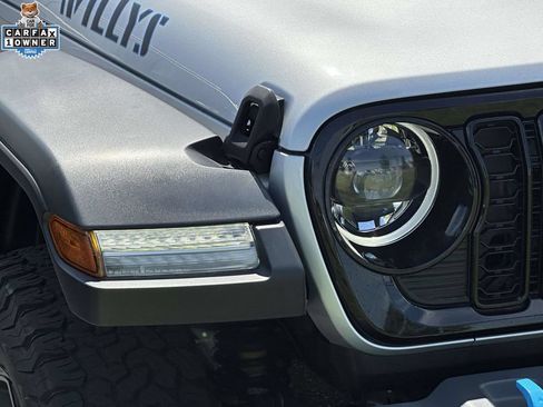 Used 2024 Jeep Wrangler Unlimited AWD/4WD image 7