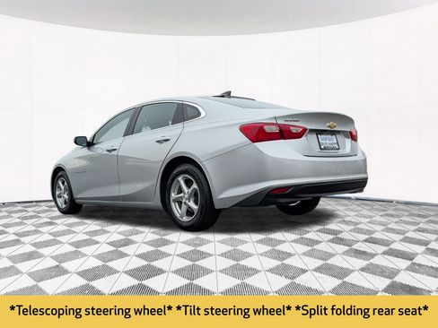 Used 2017 Chevrolet Malibu LS image 10