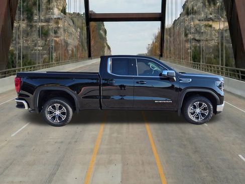 New 2026 GMC Sierra 1500 SLE w/ Preferred Package RWD image 13