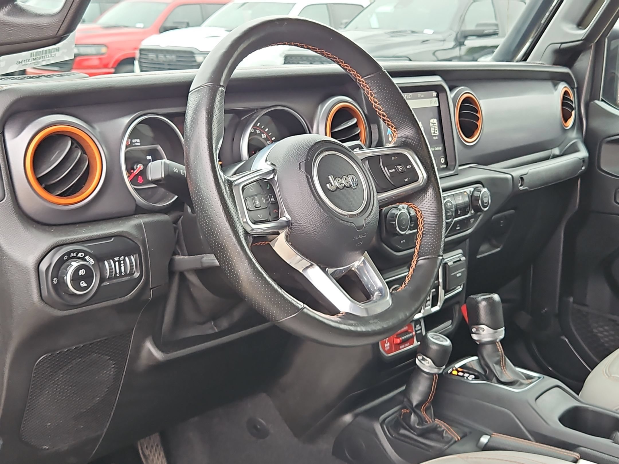 Used 2021 Jeep Gladiator Mojave AWD/4WD image 10