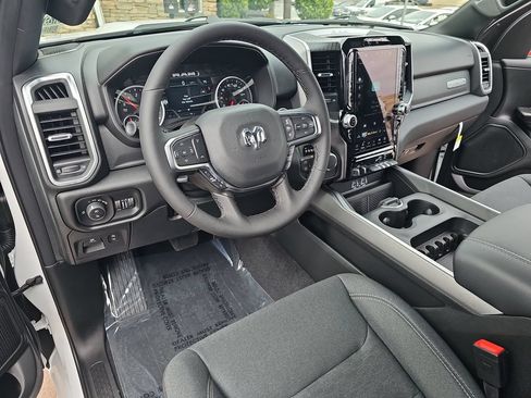 New 2026 RAM 1500 Big Horn AWD/4WD image 15