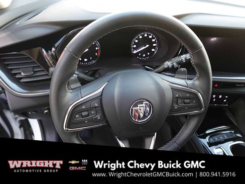 Used 2022 Buick Envision Essence w/ Sport Touring Package image 15