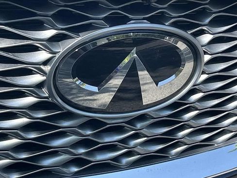 Certified 2025 INFINITI QX55 Sensory w/ Lighting Package AWD/4WD image 11