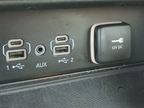 Used 2024 Jeep Grand Cherokee Altitude image 21