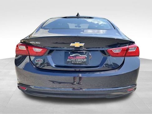Used 2022 Chevrolet Malibu LS FWD image 3