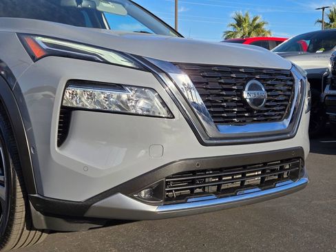 Used 2021 Nissan Rogue Platinum FWD image 8