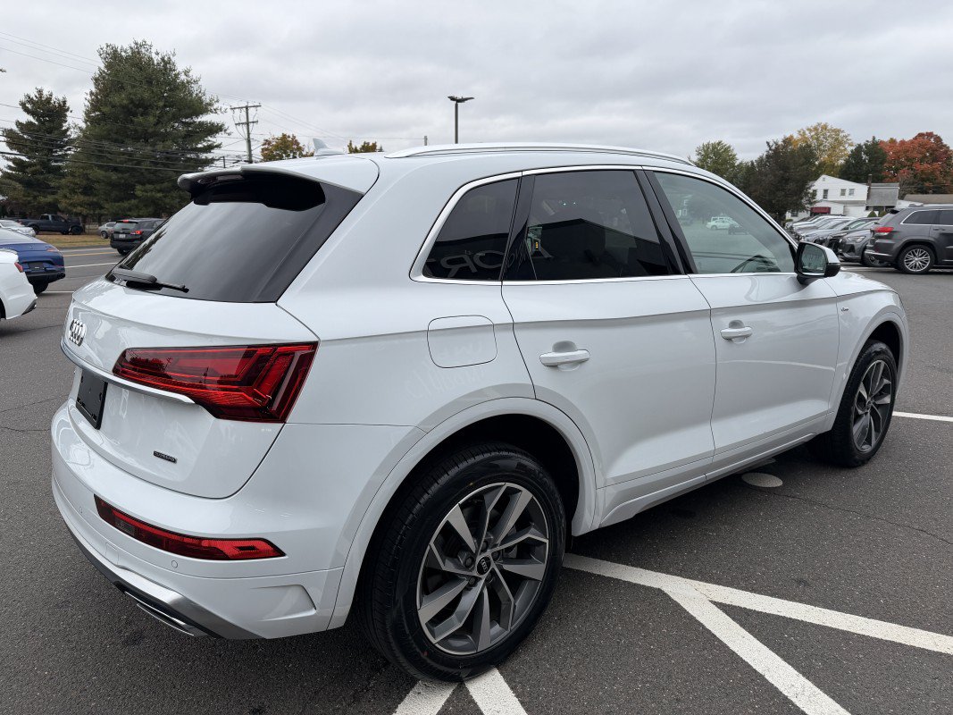 Used 2024 Audi Q5 2.0T Premium Plus AWD/4WD image 9