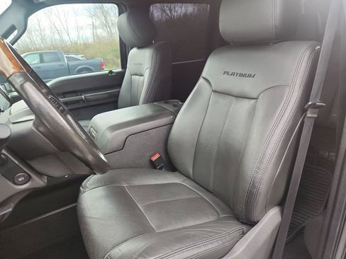 Used 2016 Ford F350 Platinum w/ Platinum Package image 14
