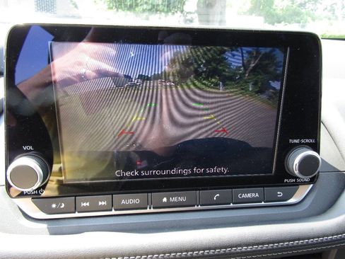 Used 2026 Nissan Rogue SV AWD/4WD image 13