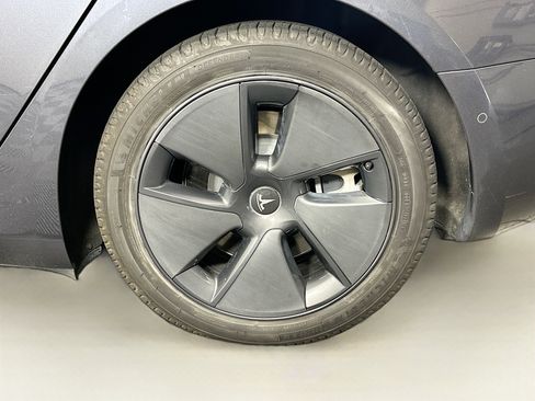 Used 2021 Tesla Model 3 Standard Range Plus RWD image 11