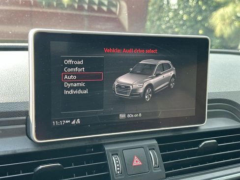 Used 2018 Audi Q5 2.0T Premium Plus w/ Premium Plus Package image 31