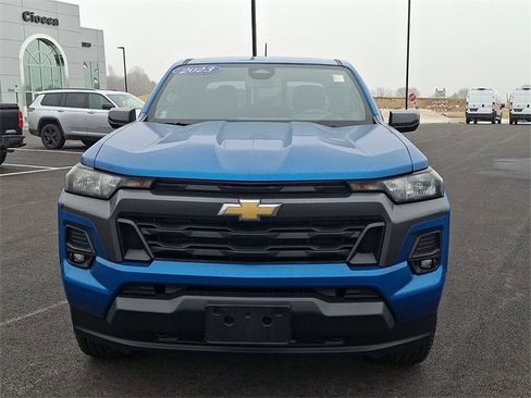 Used 2023 Chevrolet Colorado LT w/ LT Convenience Package II image 5