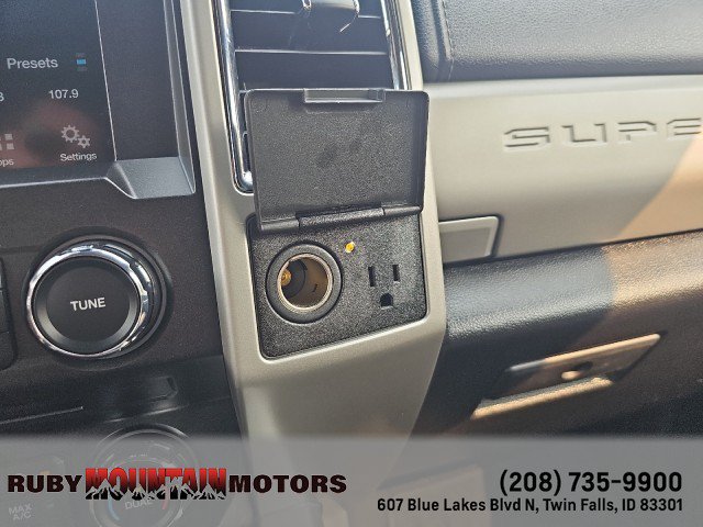 Used 2018 Ford F250 Lariat w/ Lariat Ultimate Package AWD/4WD image 30