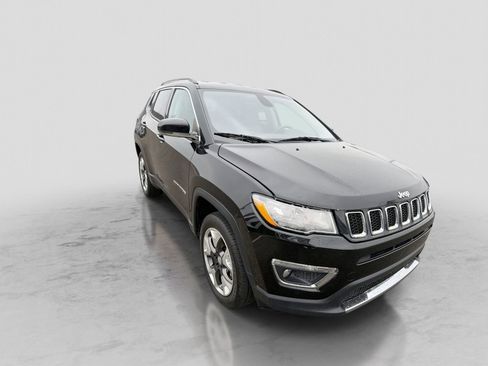 Used 2018 Jeep Compass Limited AWD/4WD image 10