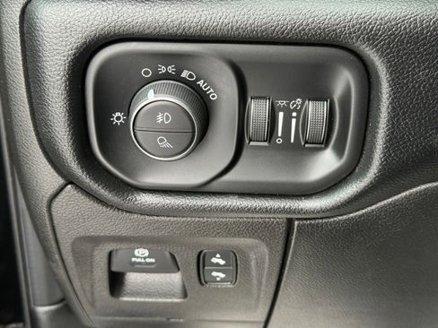 Used 2019 RAM 1500 Sport w/ Advanced Safety Group image 35