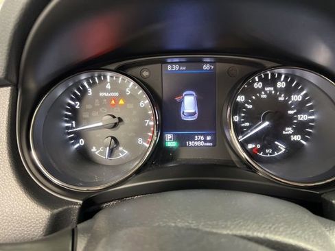 Used 2018 Nissan Rogue S AWD/4WD image 26