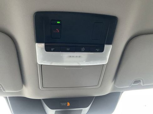 New 2026 Nissan Pathfinder SV image 17