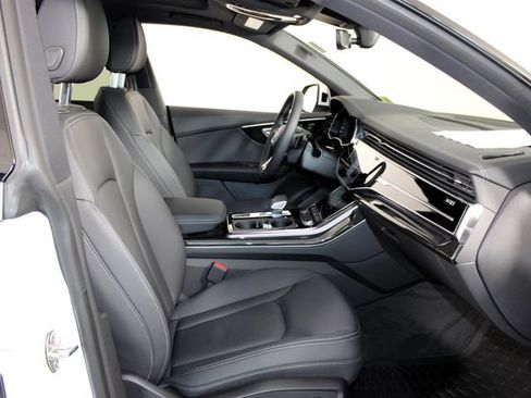 Used 2026 Audi Q8 Premium AWD/4WD image 30