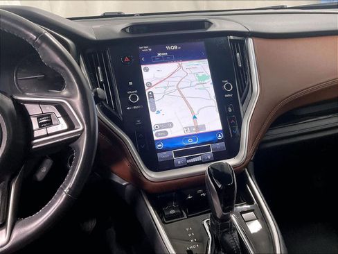 Used 2022 Subaru Outback Touring XT image 18