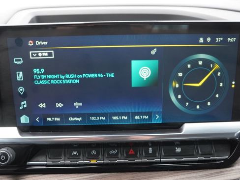 Certified 2024 Chevrolet Silverado 1500 LT image 24