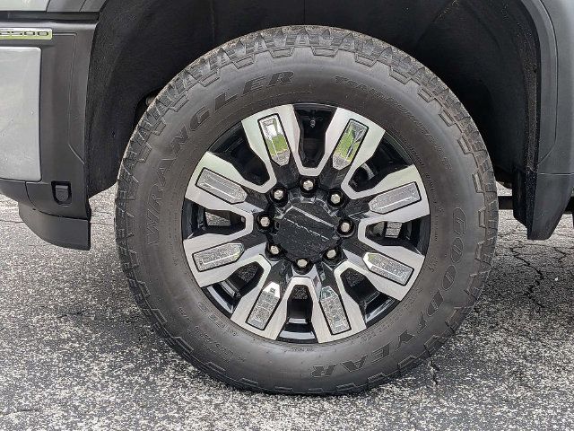 Used 2024 GMC Sierra 2500 Denali w/ Denali Reserve Package AWD/4WD image 11