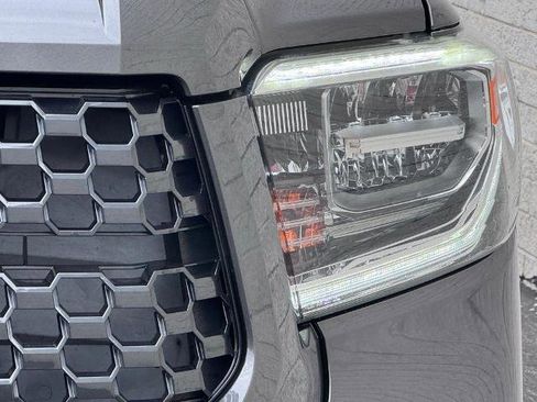 Used 2019 Toyota Tundra Platinum AWD/4WD image 5